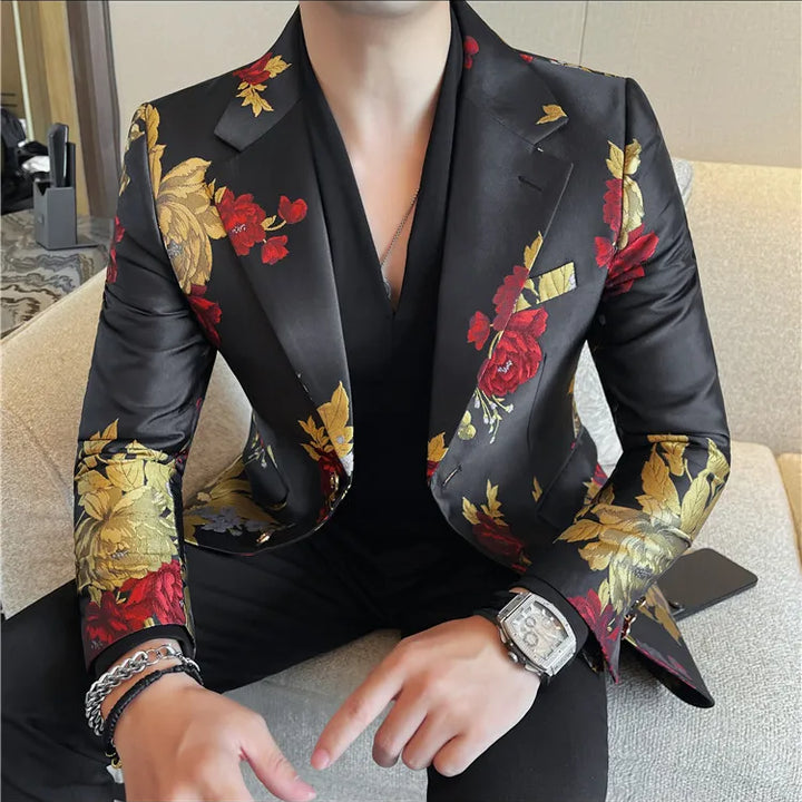 Men's suit jacket is fashionable, cool and versatile. It is a business casual and trendy embroidered suit jacket and suit jacket