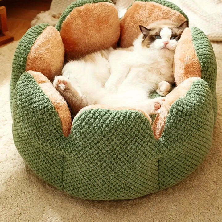 Petal Shaped Pet Bed, Plush Round Dog & Cat Cushion Mat with Knitted Texture, Ultra Soft Warm Nest for Kittens Puppies in Winter