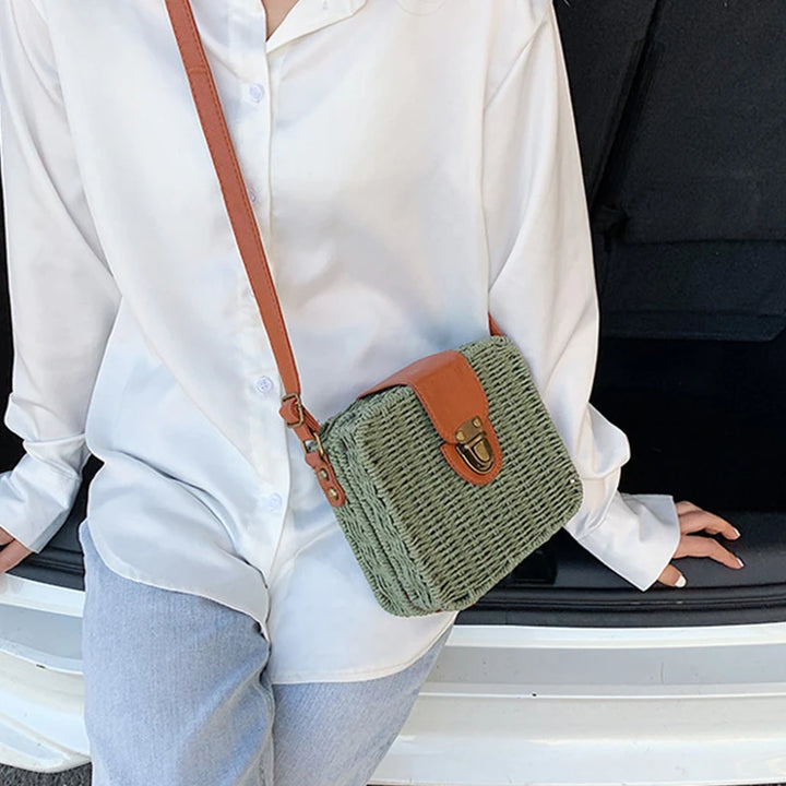 Summer Rattan Straw Bag For Women Woven Handmade Shoulder Bag Small Round Bag Vacation Seasid Beach Bag Shopping Purse bolsa