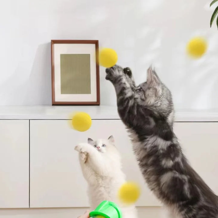 Launch Training Cat Toys Interactive Shooter Gun Teaser Plush Ball Pet Creative Games Stretch Mini Pompoms Kittens Supplies Gato