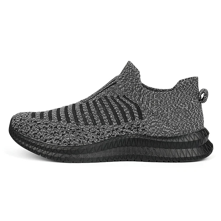 A Lazy Man Wears Flat Walking Shoes on One Foot Breathable Sneakers Fashion Comfortable Casual Shoe Masculin Zapatillas Hombre