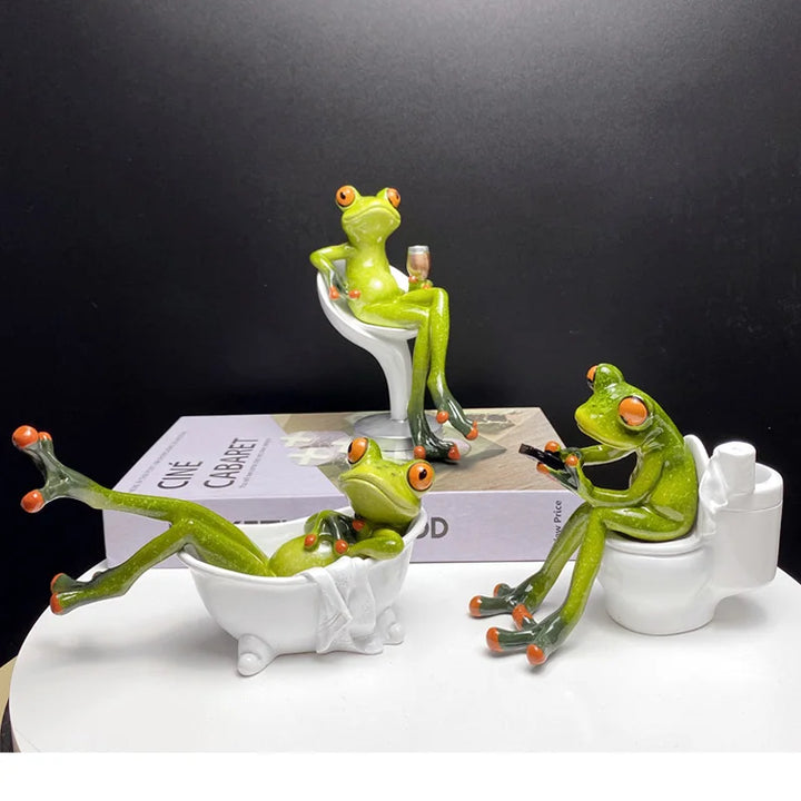 SAAKAR Resin Funny Frog Figurines for Interior Home Bathroom Interior Decoration Accessories Personalized Gift Object Collection