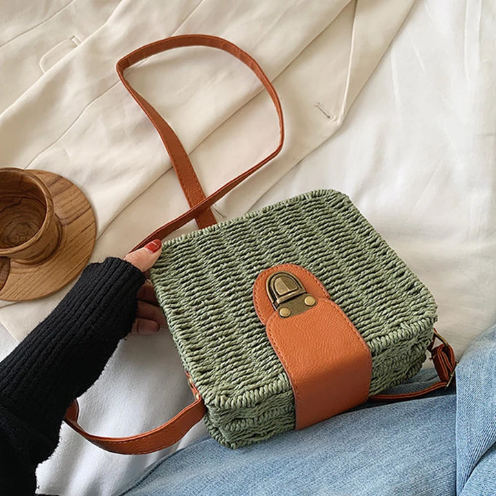 Summer Rattan Straw Bag For Women Woven Handmade Shoulder Bag Small Round Bag Vacation Seasid Beach Bag Shopping Purse bolsa