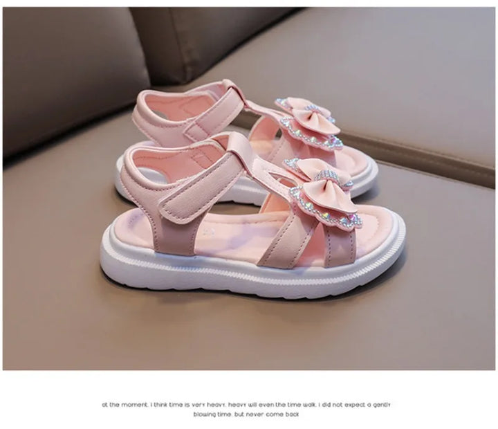 Kid Shoe Girl Soft Soles Casual Shoe Fashionable Princess Shoes New Water Diamond Beach Shoes Bow Shaped Girl Sandals Sandálias