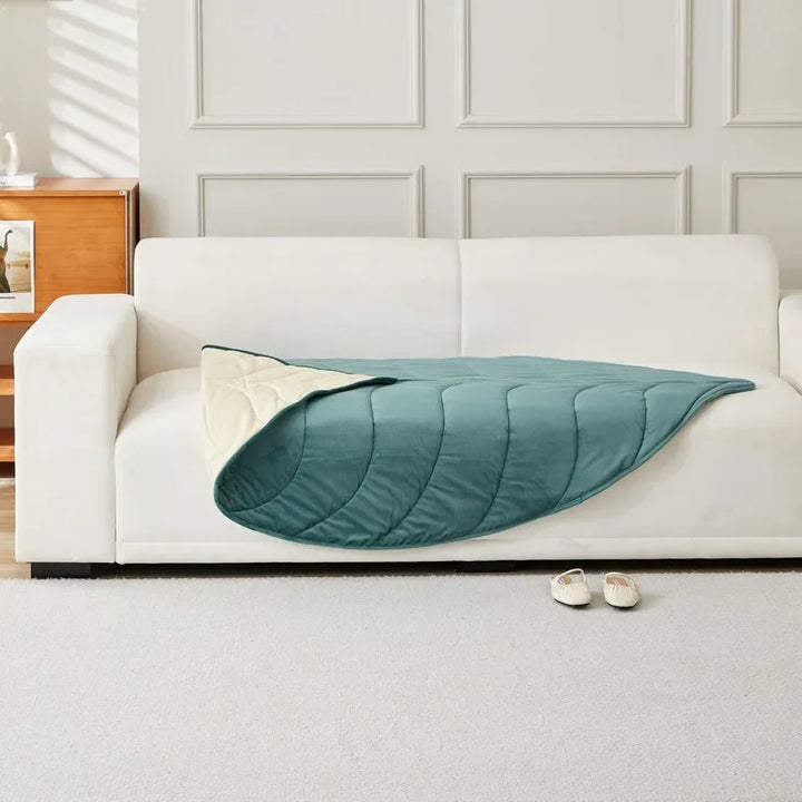 Pet Sleeping Mat Leaf-shaped Autumn and Winter Thickened Cat and Dog Mat Ins Wind Crawling Mat Game Cama Para Perro