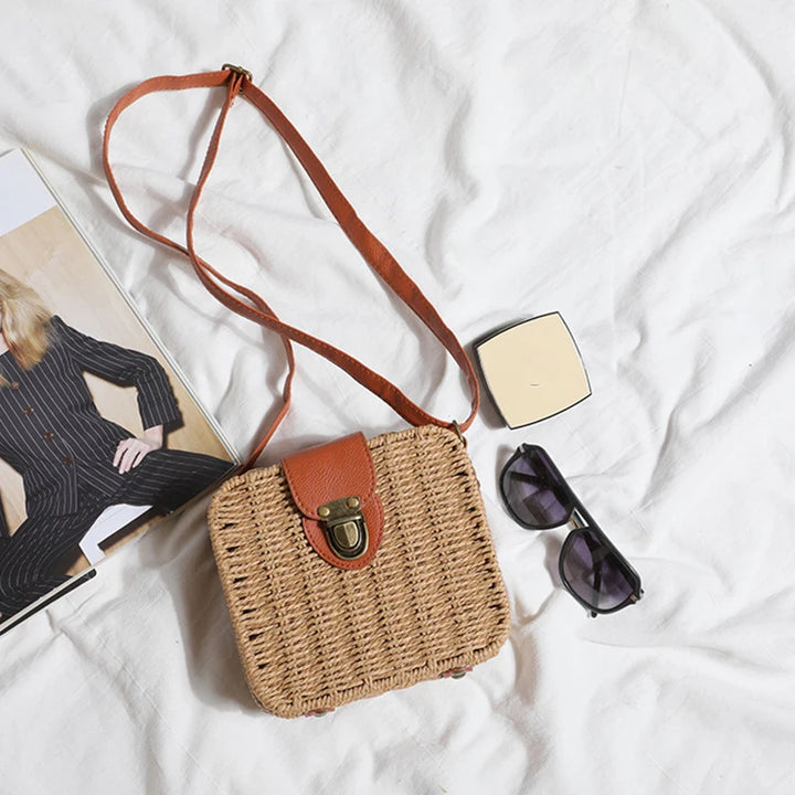 Summer Rattan Straw Bag For Women Woven Handmade Shoulder Bag Small Round Bag Vacation Seasid Beach Bag Shopping Purse bolsa