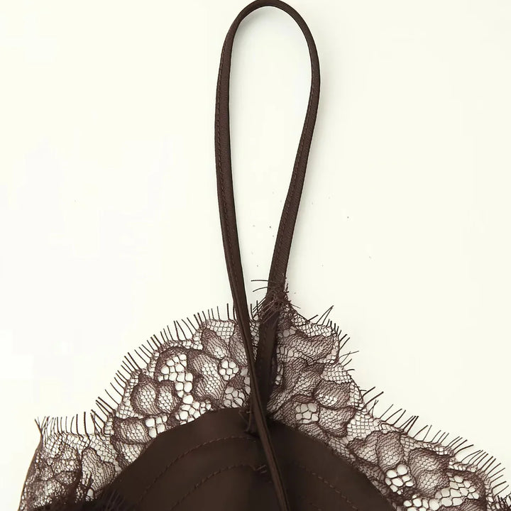 Women's Chic V-neck Lace Spliced Slim Top Sleeveless Backless Hollow out Asymmetrical Hem Sexy Sling Top