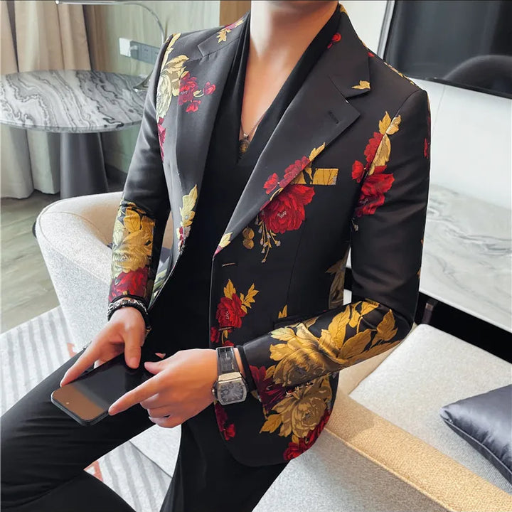 Men's suit jacket is fashionable, cool and versatile. It is a business casual and trendy embroidered suit jacket and suit jacket