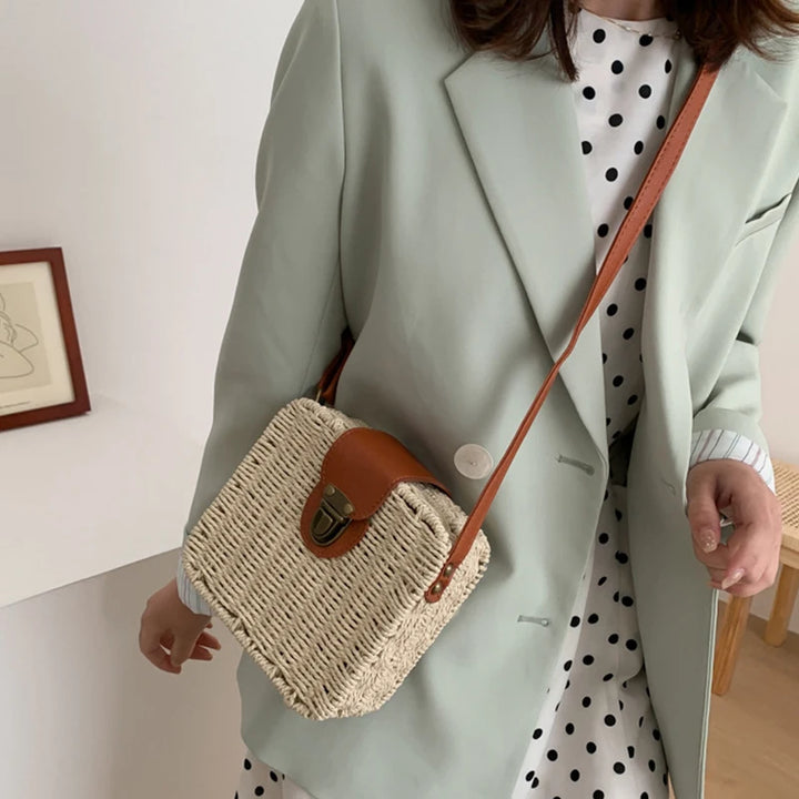 Summer Rattan Straw Bag For Women Woven Handmade Shoulder Bag Small Round Bag Vacation Seasid Beach Bag Shopping Purse bolsa
