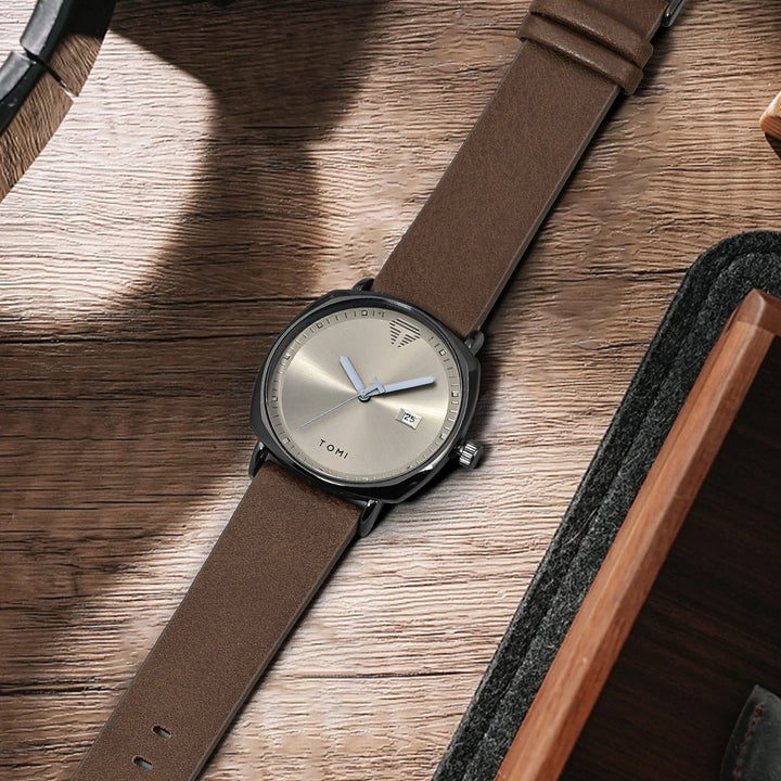 TOMI Men's Watch Minimalist Fashion Sports Watch Calendar Leather Casual Quartz Watch