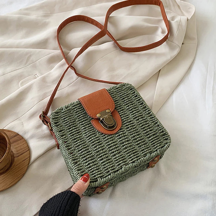Summer Rattan Straw Bag For Women Woven Handmade Shoulder Bag Small Round Bag Vacation Seasid Beach Bag Shopping Purse bolsa
