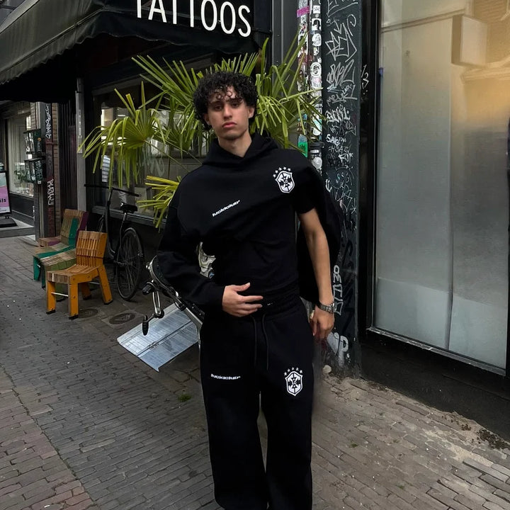 Trendy Hip Hop Men Clothing Set Shield Pattern Design New Set Retro Harajuku European Fashion Casual Loose Sports Set Women