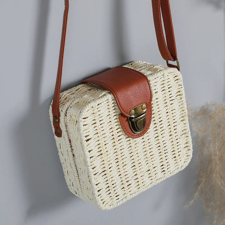 Summer Rattan Straw Bag For Women Woven Handmade Shoulder Bag Small Round Bag Vacation Seasid Beach Bag Shopping Purse bolsa