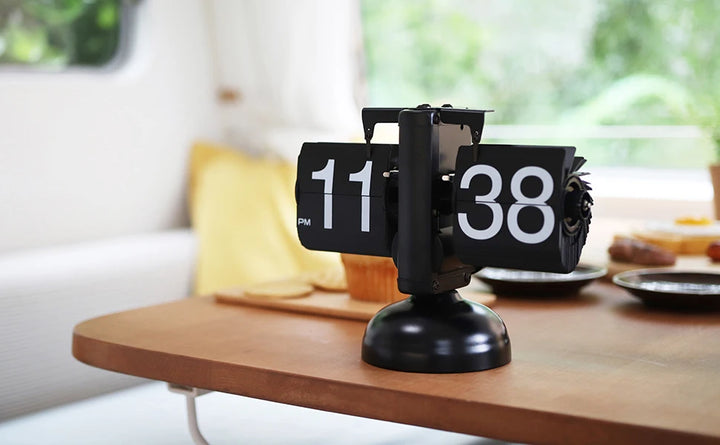 Table Clock Mechanical Automatic Page Turning Clock Retro Decoration Living Room Bedroom Office Desktop Decoration
