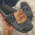 2025 Novo Verão Chinelos  Lona Feminina Moda De Sola Grossa Flip Flops Denim Carta Sandálias Sandálias Casuais Sandálias  Praia